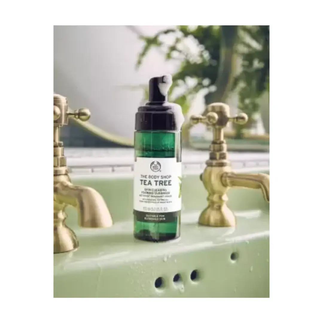 The Body Shop Tea Tree Skin Clearing Foaming Cleanser (125ml)